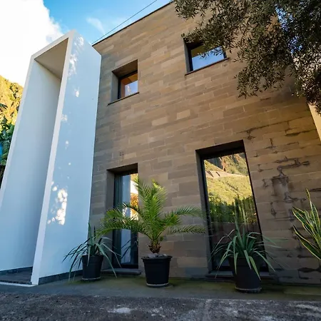 Sunset 100m From Ocean & Вилла Паул-ду-Мар