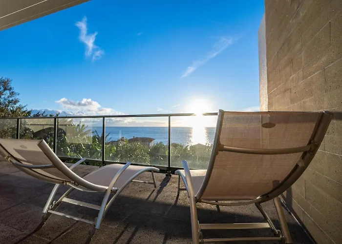 Sunset 100m From Ocean & *