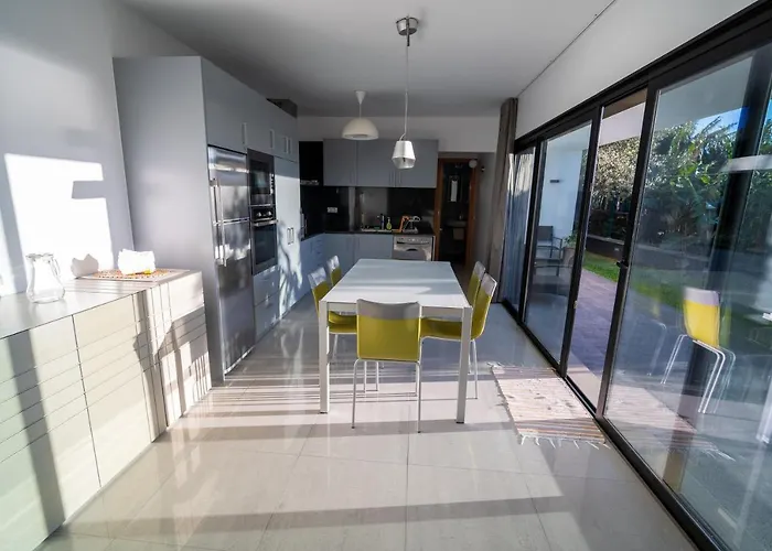 Sunset 100m From Ocean & פול דו מאר